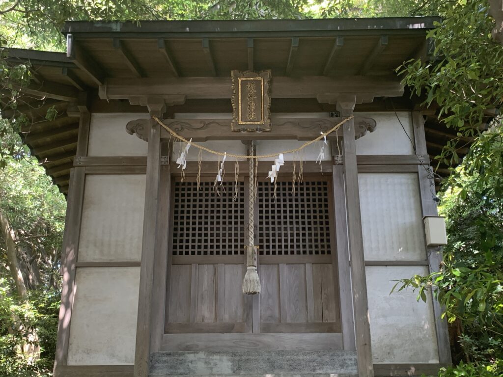 神社